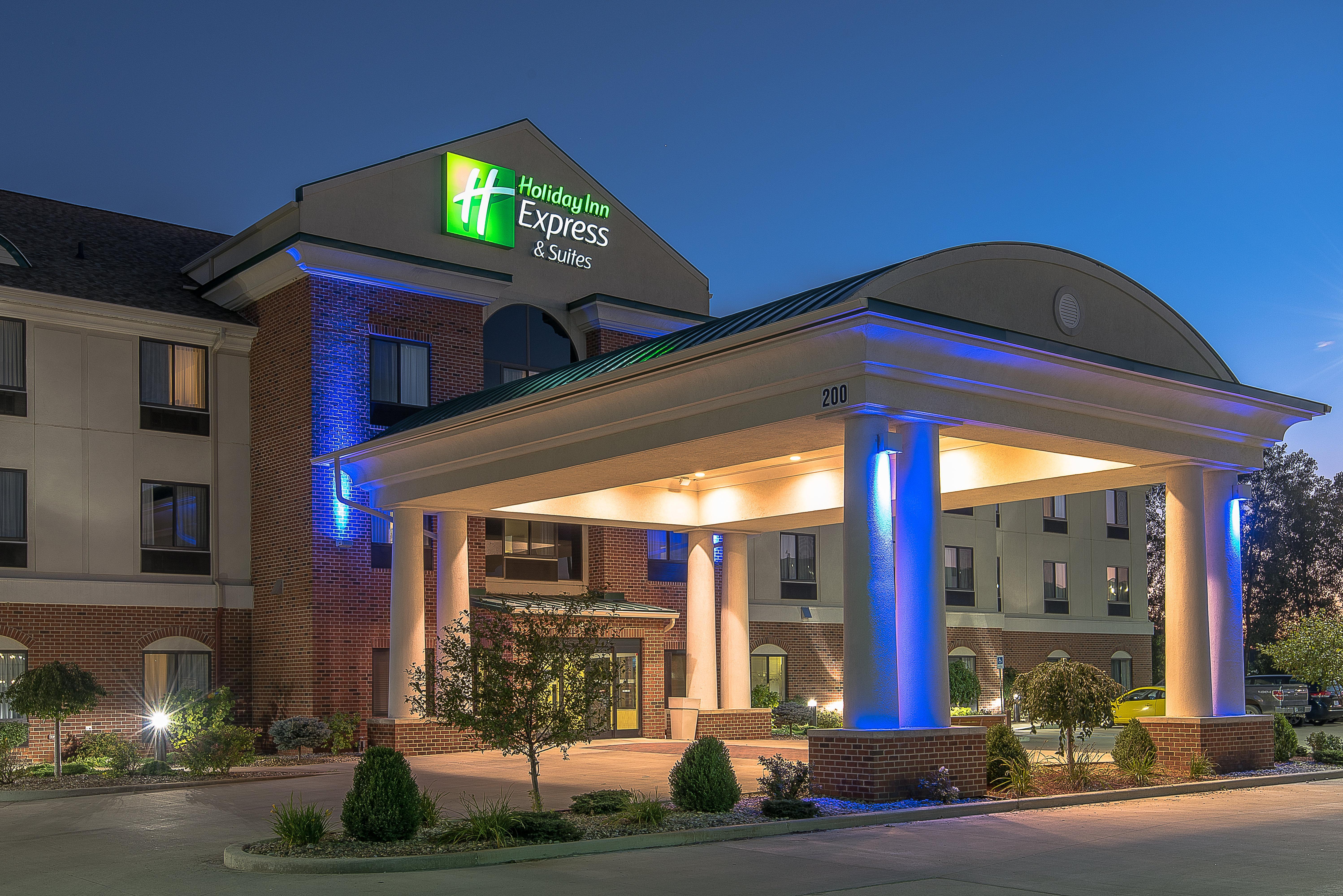 Holiday Inn Express And Suites Lafayette East By Ihg Exterior photo