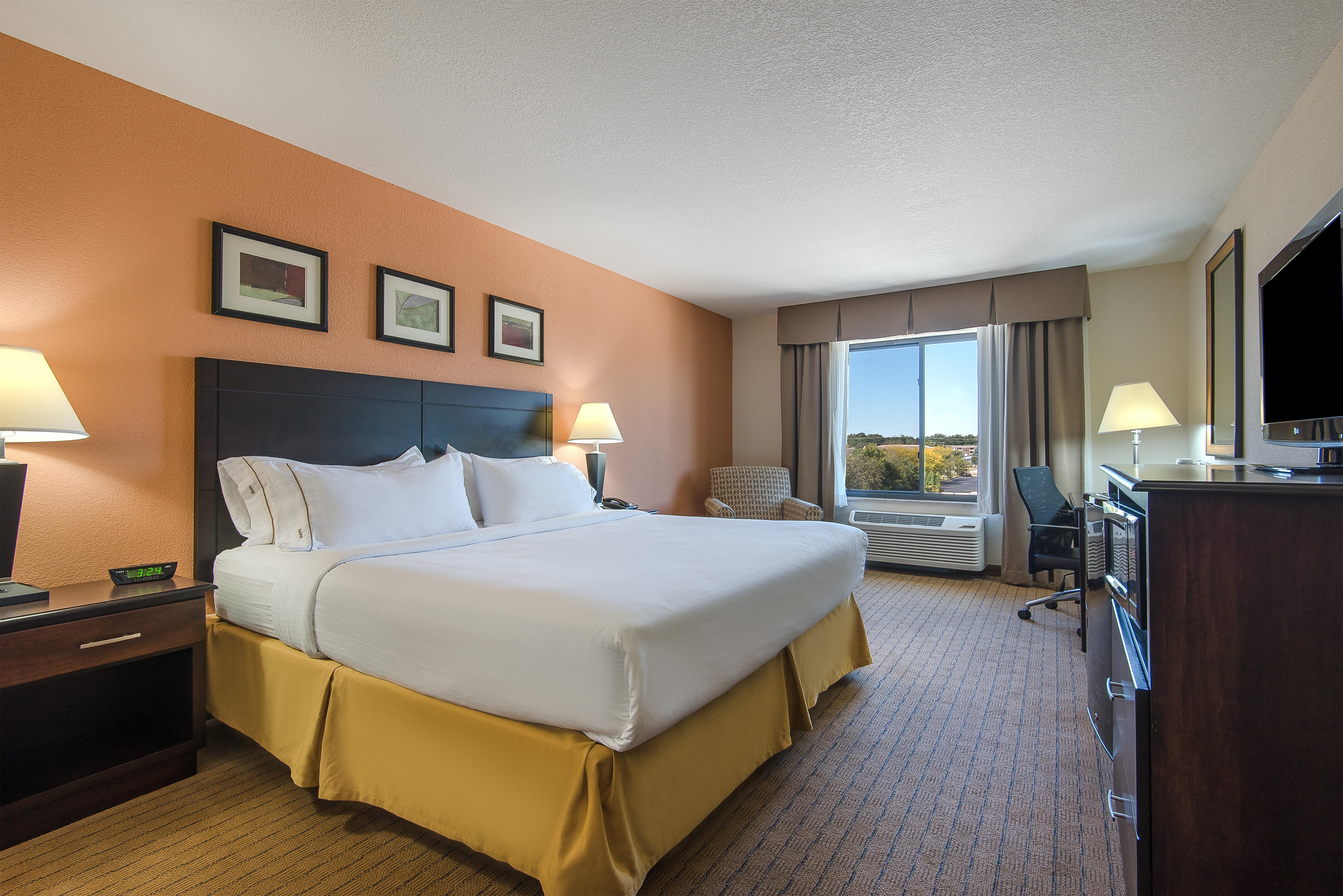 Holiday Inn Express And Suites Lafayette East By Ihg Exterior photo