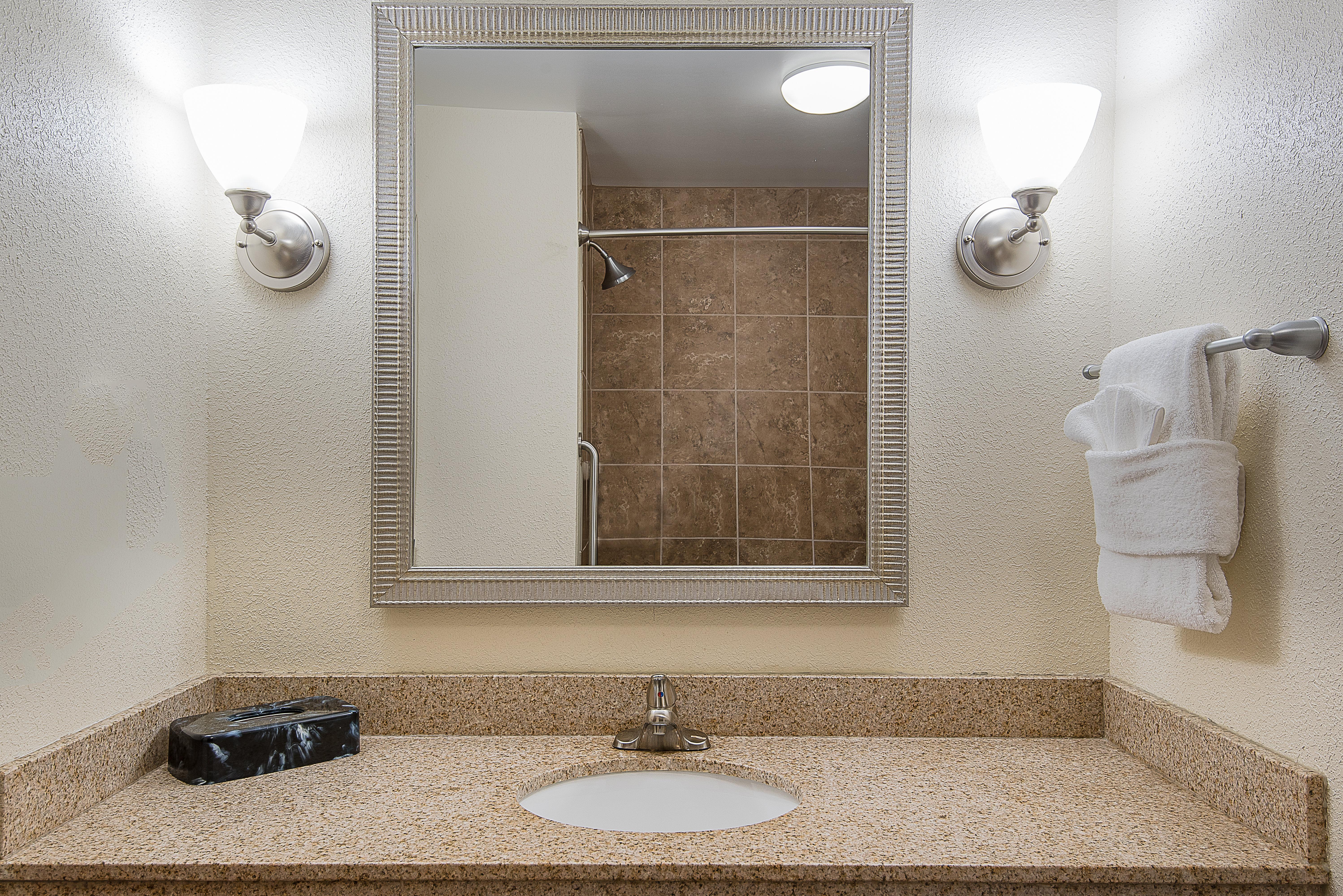 Holiday Inn Express And Suites Lafayette East By Ihg Exterior photo