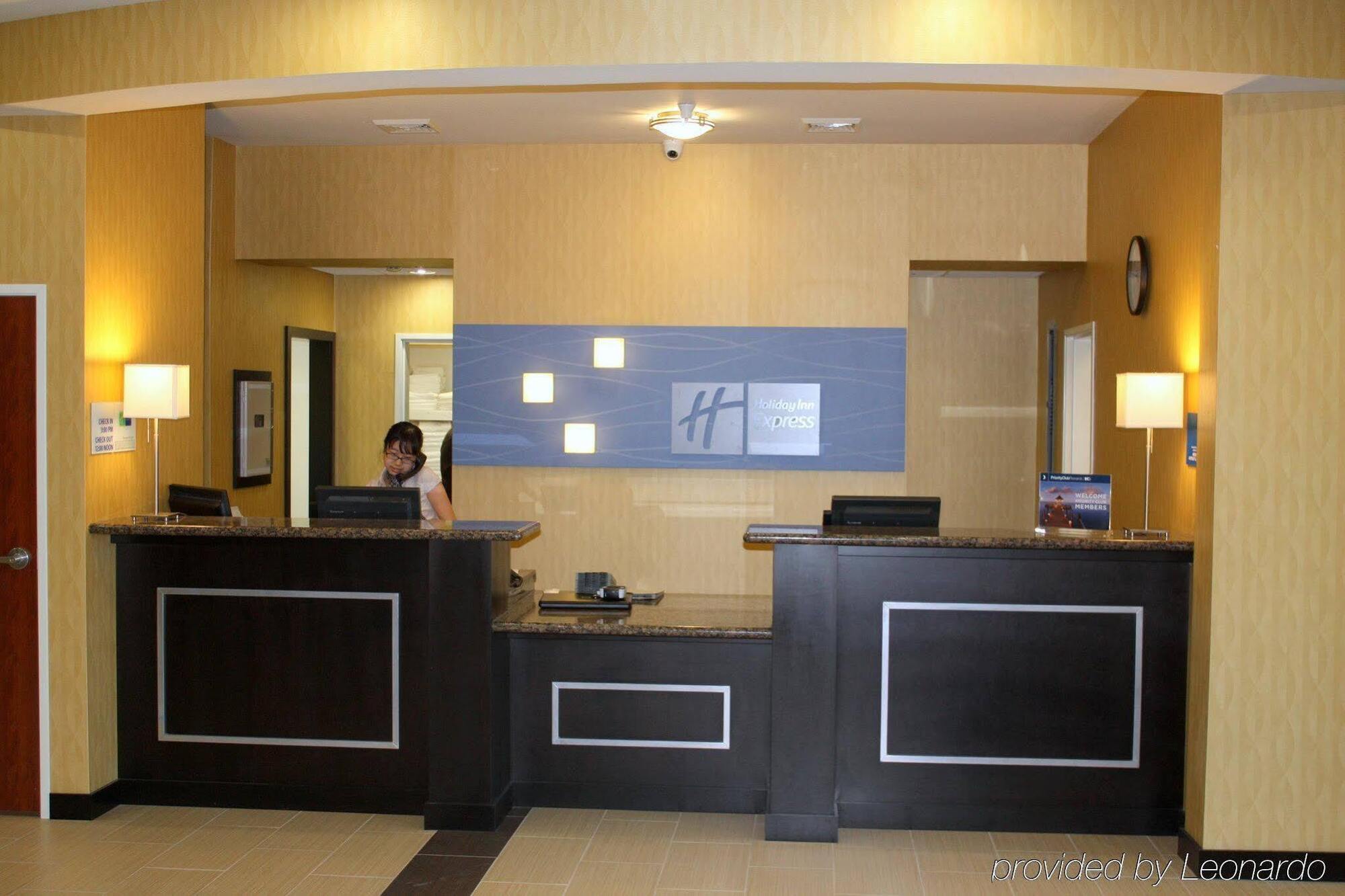 Holiday Inn Express And Suites Lafayette East By Ihg Exterior photo